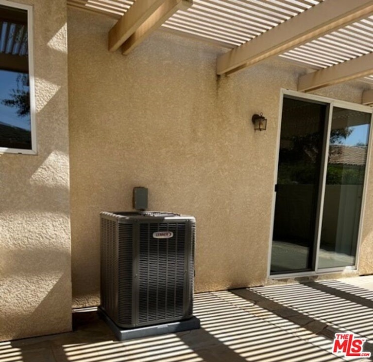 Photo 32 of 54 - 4907 Singing Hills Dr, Banning, CA 92220