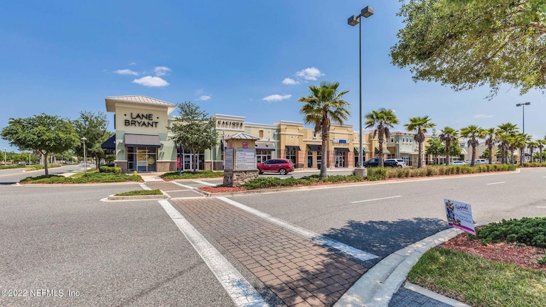 Photo 23 of 30 - 4088 Oak Mill Rd, Orange Park, FL 32065