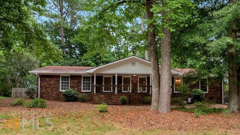 Photo 1 of 16 - 1113 Seven Springs Cir, Marietta, GA 30068