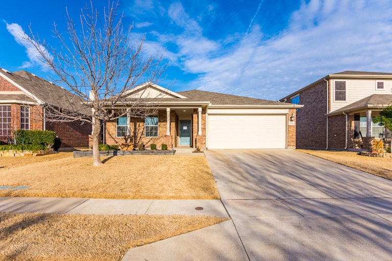 Photo 26 of 27 - 15832 Mirasol Dr, Fort Worth, TX 76177