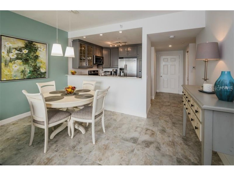 Photo 7 of 25 - 7892 Sailboat Key Blvd S #505, South Pasadena, FL 33707