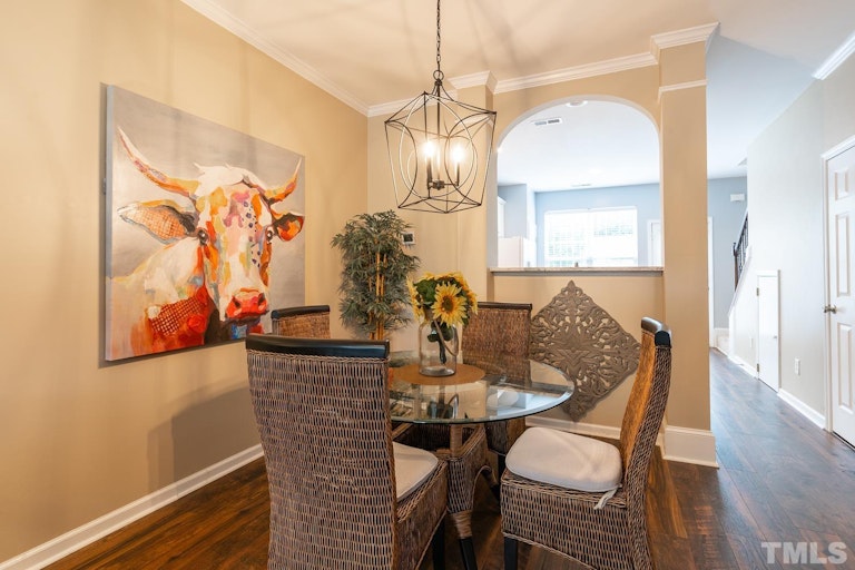 Photo 7 of 24 - 5702 Corbon Crest Ln, Raleigh, NC 27612