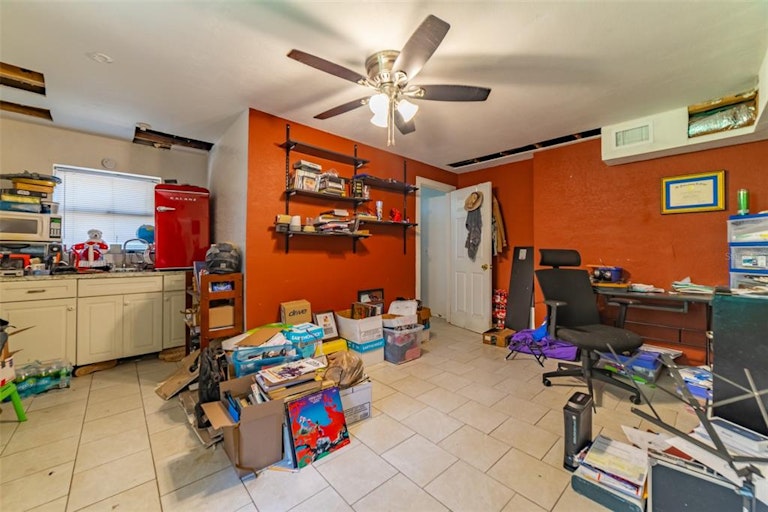Photo 41 of 51 - 6704 50th Ave N, Saint Petersburg, FL 33709