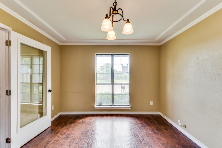 Photo 8 of 27 - 2507 Incline Dr, Carrollton, TX 75006