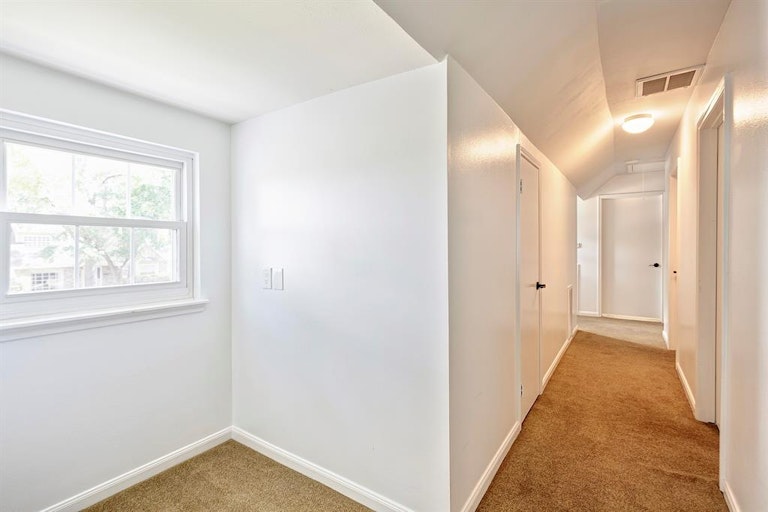 Photo 23 of 34 - 13519 Westport Ln, Houston, TX 77079