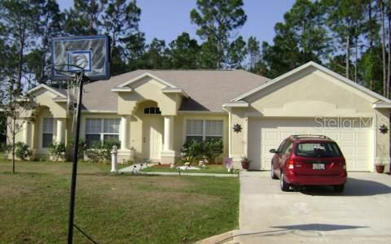 Photo 1 of 1 - 9 Randolph Dr, Palm Coast, FL 32164