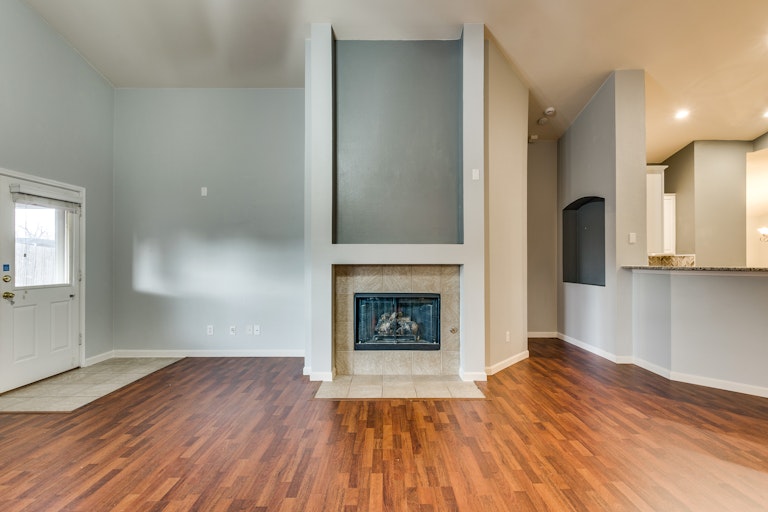 Photo 4 of 28 - 1202 Huntsville Dr, Wylie, TX 75098