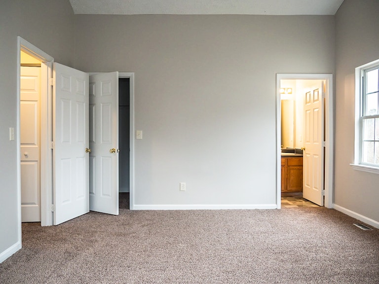 Photo 6 of 15 - 600 Parkander Ct, Raleigh, NC 27603