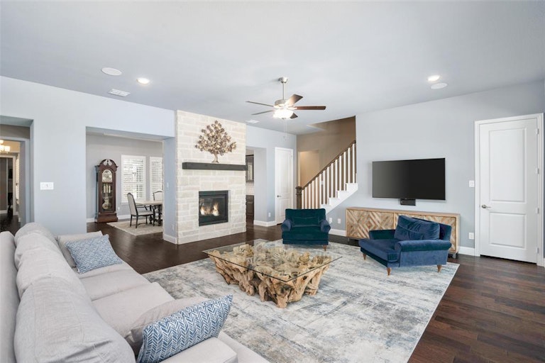 Photo 16 of 40 - 7624 Castlebridge, The Colony, TX 75056