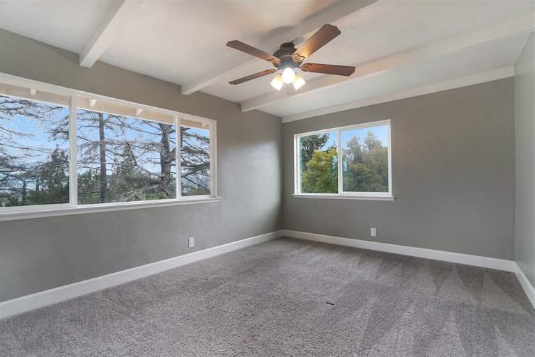 Photo 13 of 19 - 6053 Enfield Pl, Riverside, CA 92506