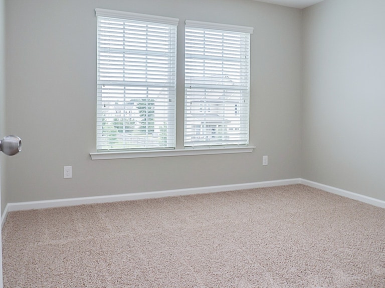 Photo 22 of 25 - 1602 Sunday Silence Dr, Knightdale, NC 27545