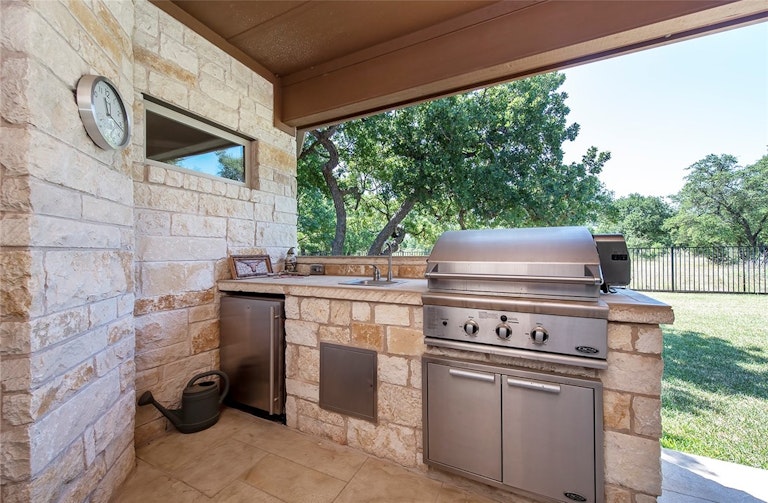 Photo 15 of 16 - 608 Caprock Canyon Trl, Georgetown, TX 78633