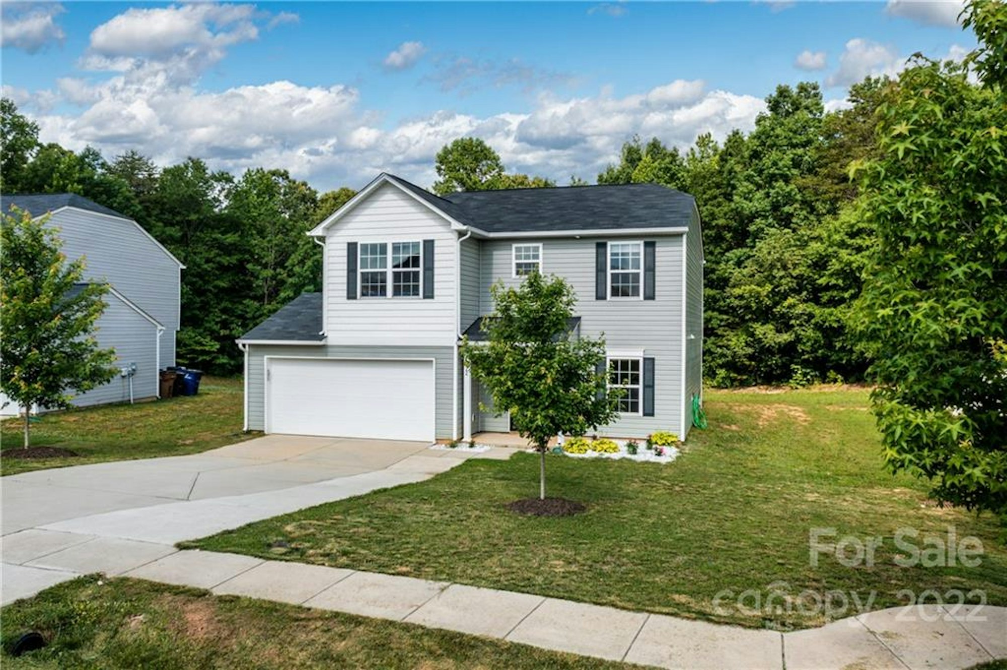 Photo 1 of 21 - 222 Valerie Dr, Lincolnton, NC 28092
