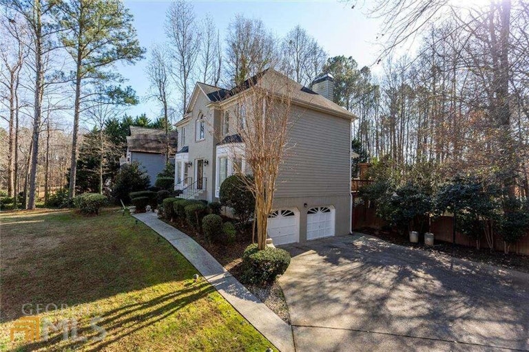 Photo 2 of 27 - 168 Long Meadow Ln, Alpharetta, GA 30004