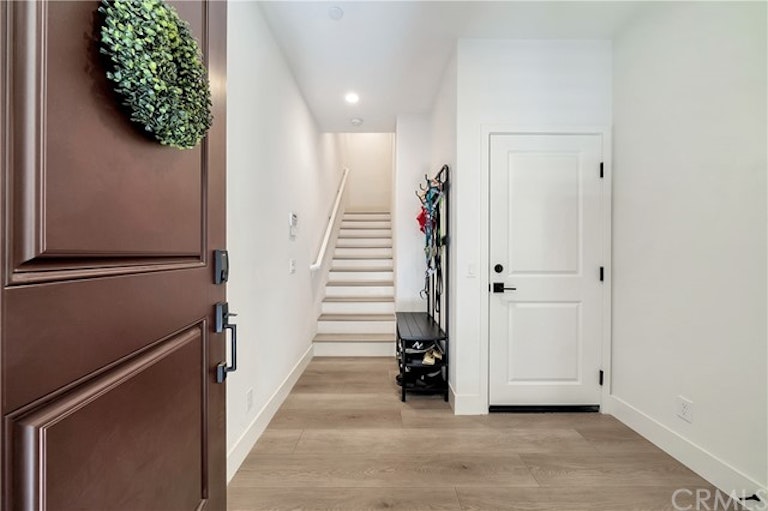 Photo 16 of 48 - 565 S Motif St, Anaheim, CA 92805