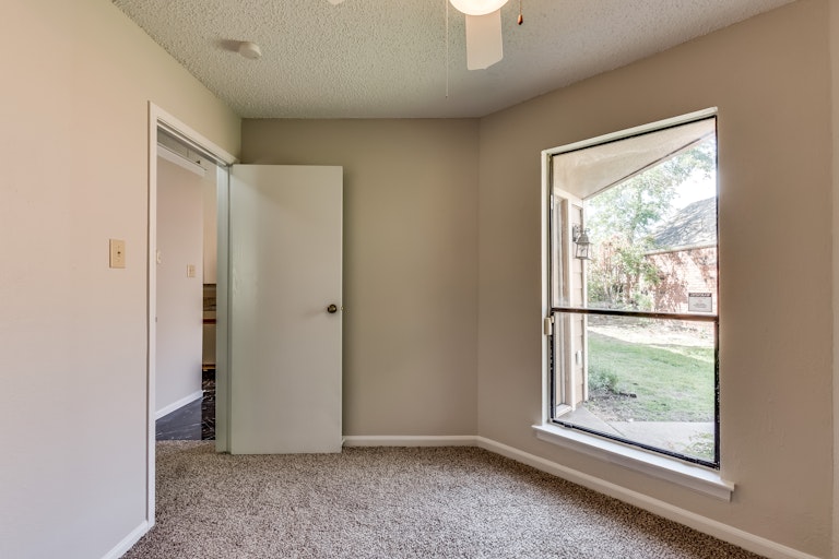 Photo 20 of 26 - 1016 Mapleleaf Ln, Coppell, TX 75019