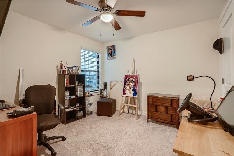 Photo 19 of 30 - 252 Fieldwood Dr Unit C, Buda, TX 78610