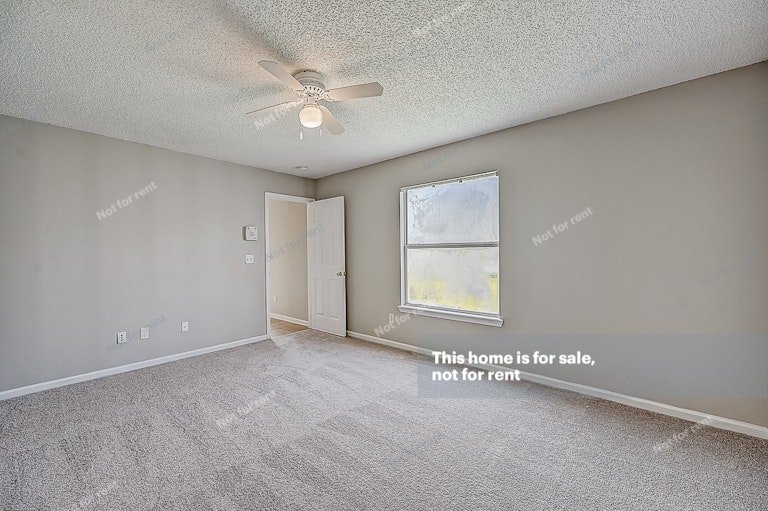 Photo 24 of 37 - 12262 Gehrig Dr, Jacksonville, FL 32224