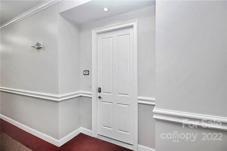 Photo 3 of 20 - 5425 Closeburn Rd #104, Charlotte, NC 28210