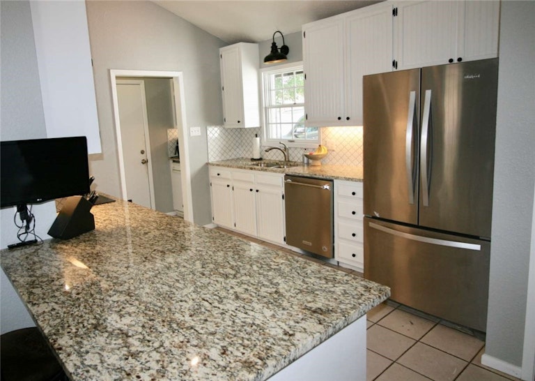 Photo 5 of 22 - 2339 Normandy Grace, New Braunfels, TX 78130
