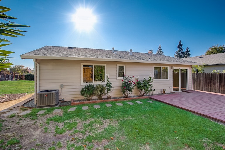Photo 30 of 30 - 7863 Deer Creek Dr, Sacramento, CA 95823