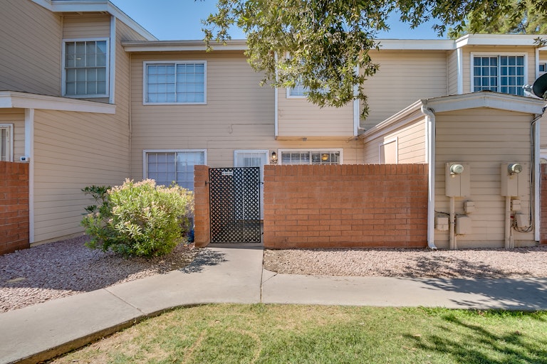 Photo 1 of 24 - 625 S Westwood #187, Mesa, AZ 85210