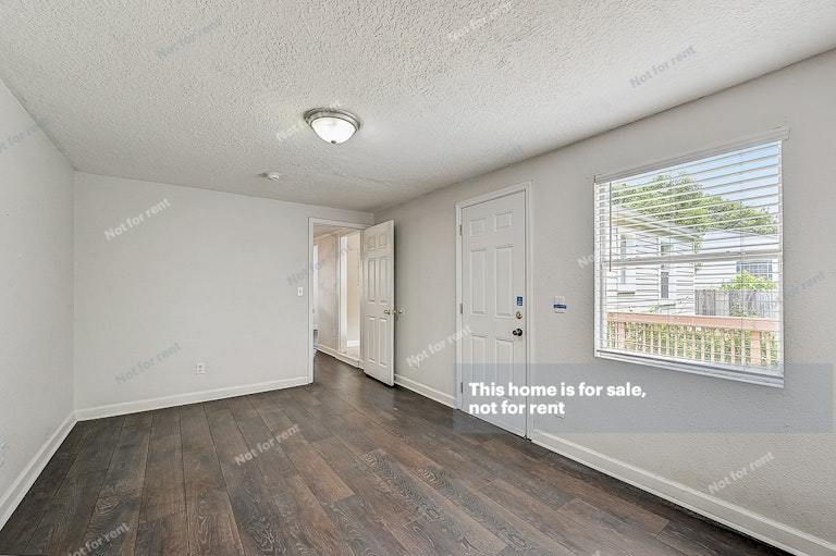 Photo 21 of 28 - 2408 Ridgewood Rd, Jacksonville, FL 32207