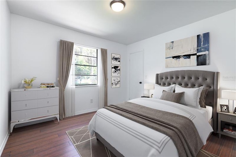 Photo 8 of 28 - 10017 Parsons St, Tampa, FL 33615