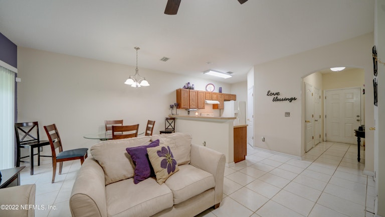 Photo 7 of 26 - 12329 Mangrove Forest Ct, Jacksonville, FL 32218