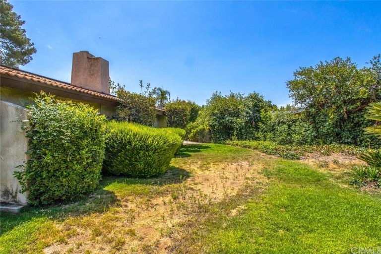 Photo 38 of 44 - 12831 Miradero Pl, Redlands, CA 92373