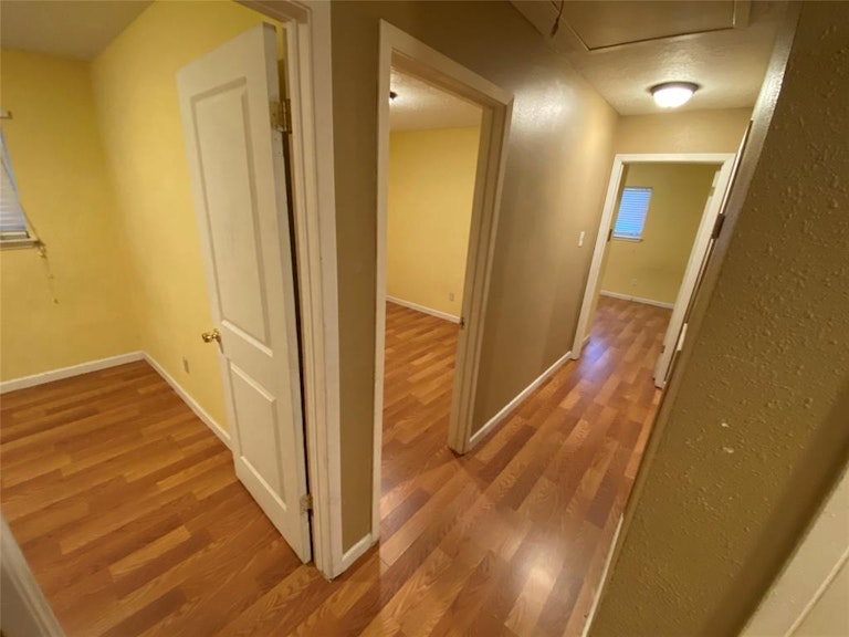 Photo 7 of 25 - 15211 Heron Park Dr, Humble, TX 77396