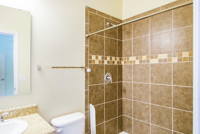 Photo 10 of 19 - 100 Blanco Dr, Deland, FL 32724