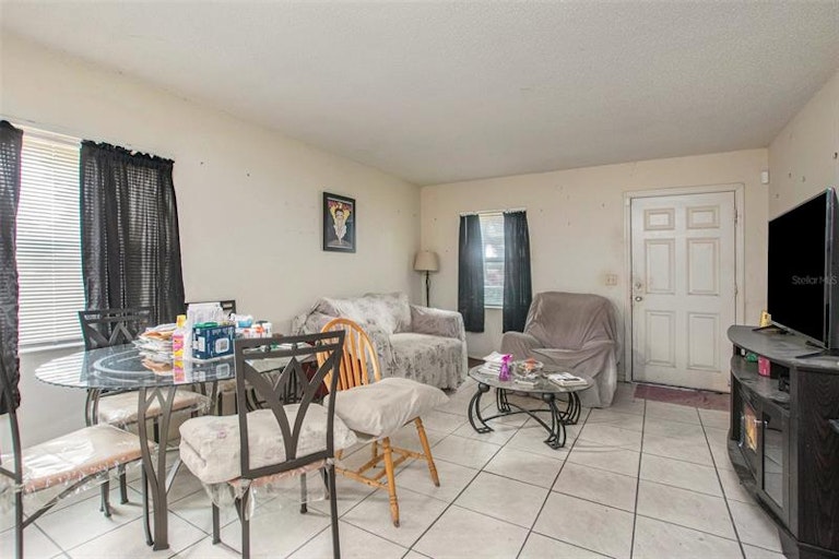 Photo 9 of 22 - 8803 N 13th St, Tampa, FL 33604