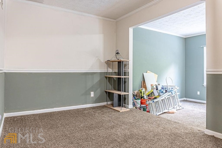 Photo 10 of 22 - 102 Glen Acres Ct, Decatur, GA 30035