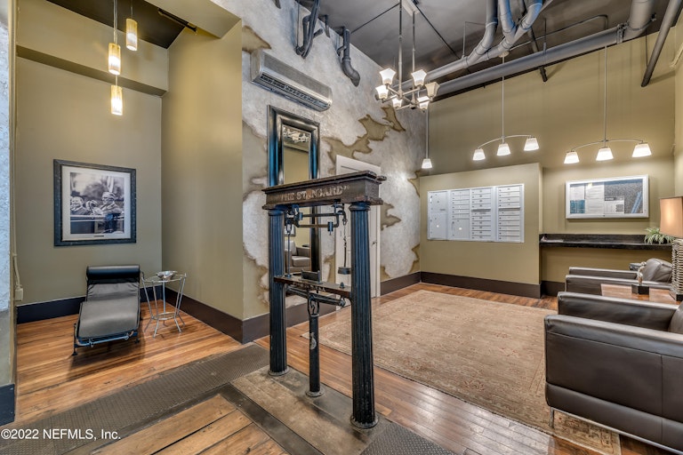 Photo 20 of 22 - 301 E Bay St #301, Jacksonville, FL 32202
