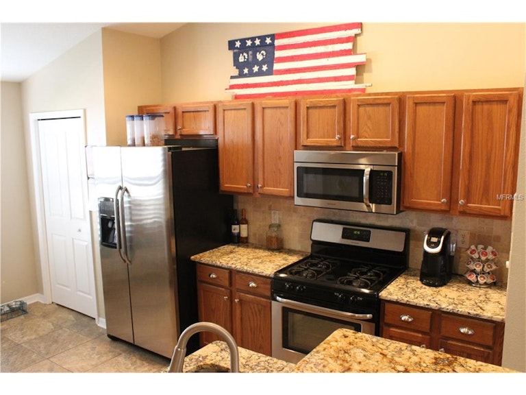 Photo 5 of 19 - 8351 Night Owl Ct, New Port Richey, FL 34655