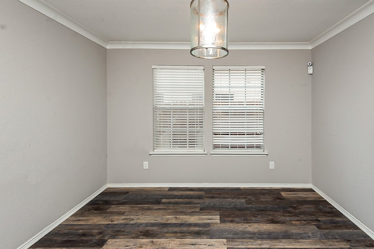 Photo 13 of 26 - 6428 Henco Dr, Fort Worth, TX 76119