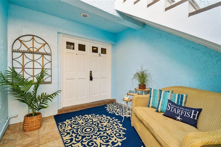 Photo 3 of 45 - 1 Windrush Blvd #5, Indian Rocks Beach, FL 33785