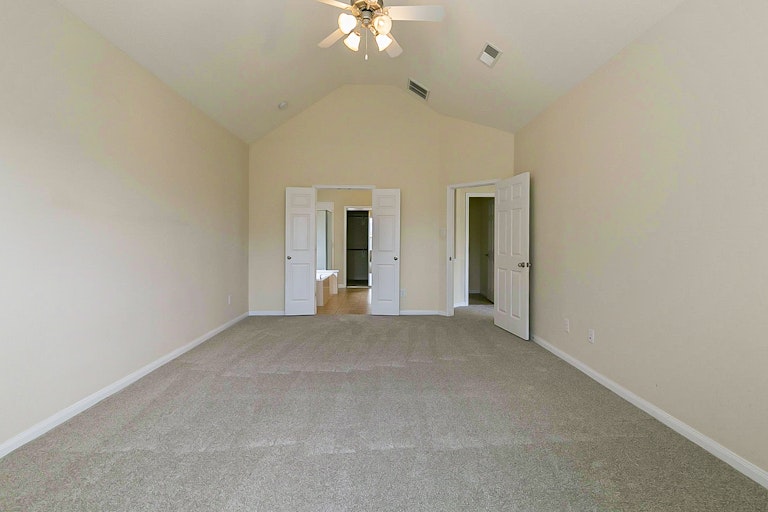 Photo 20 of 31 - 5703 Langham Dawn Ln, Houston, TX 77084