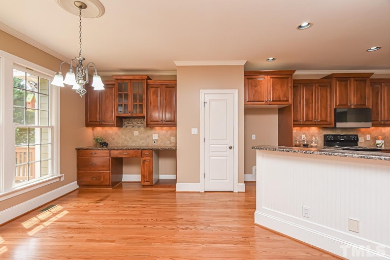 Photo 4 of 34 - 3912 Heritage View Trl, Wake Forest, NC 27587