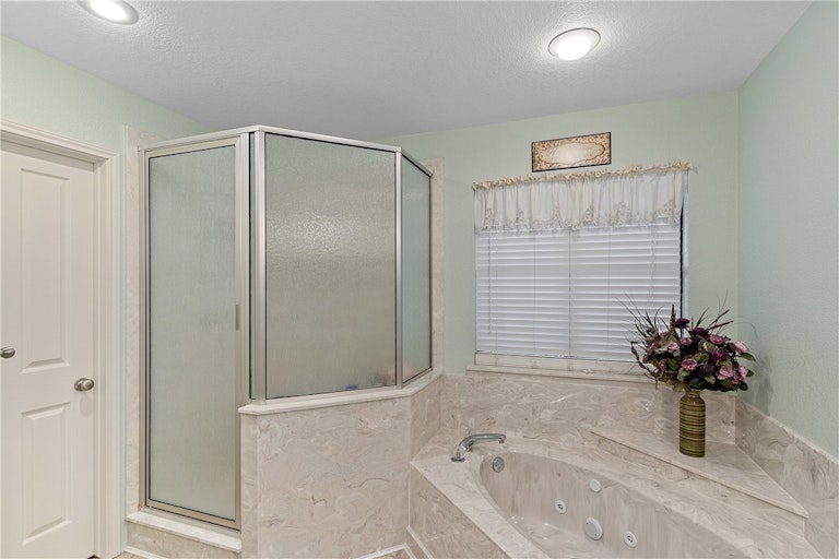 Photo 31 of 33 - 4000 Timbercrest Dr, Taylor, TX 76574