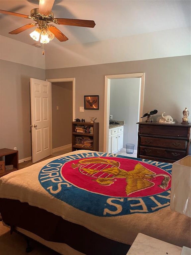 Photo 6 of 16 - 3688 White Oak Dr, Conroe, TX 77301