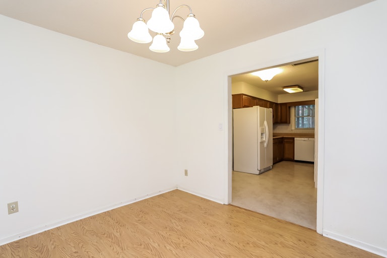 Photo 8 of 24 - 7240 Mine Shaft Rd, Raleigh, NC 27615