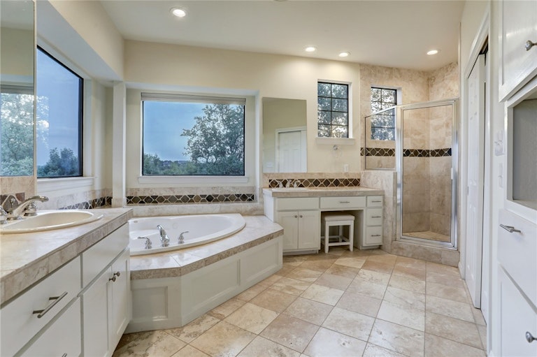 Photo 25 of 40 - 6301 Mountainclimb Dr, Austin, TX 78731