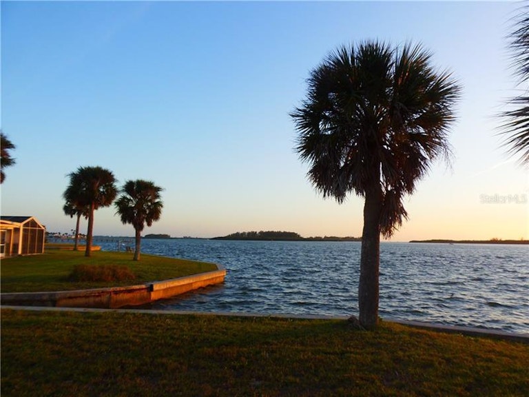 Photo 13 of 15 - 2032 Pennsylvania Ave, Englewood, FL 34224