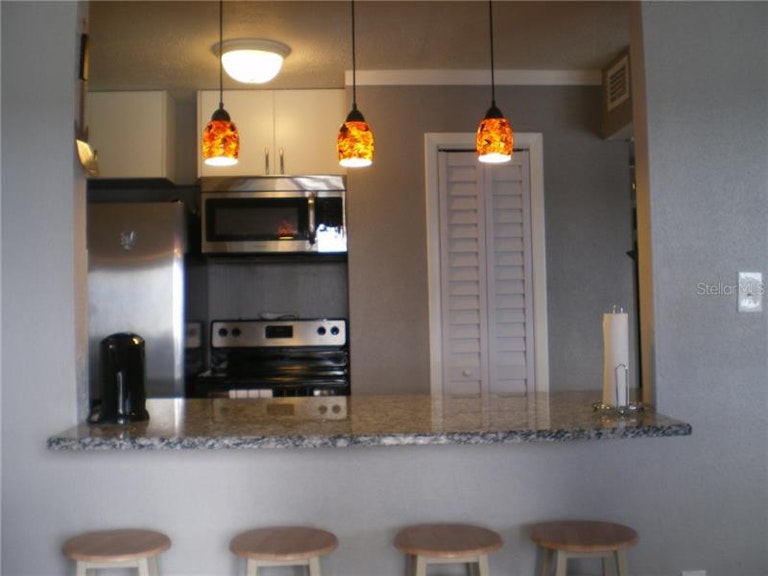 Photo 8 of 9 - 10365 Paradise Blvd #36, Treasure Island, FL 33706
