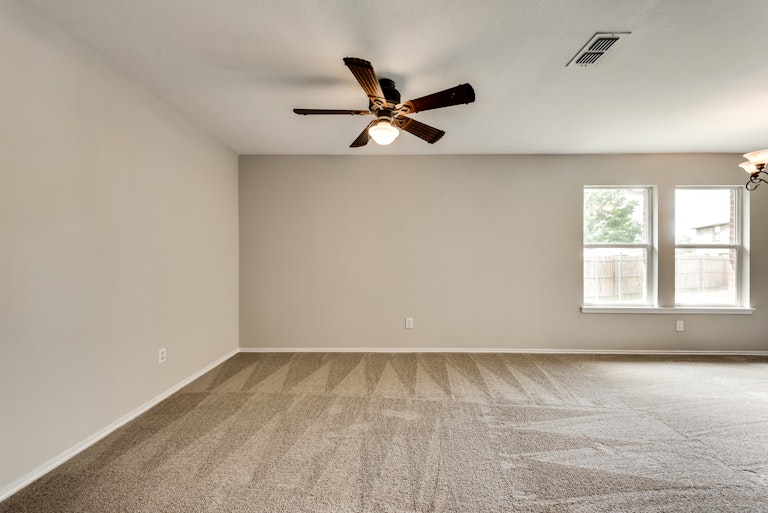 Photo 14 of 37 - 12823 Serenity Dr, Frisco, TX 75035
