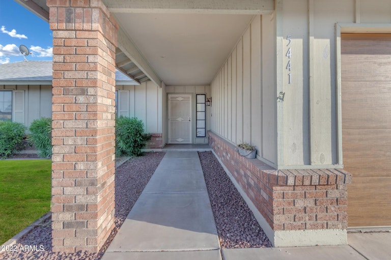 Photo 3 of 25 - 5441 E Flower Ave, Mesa, AZ 85206