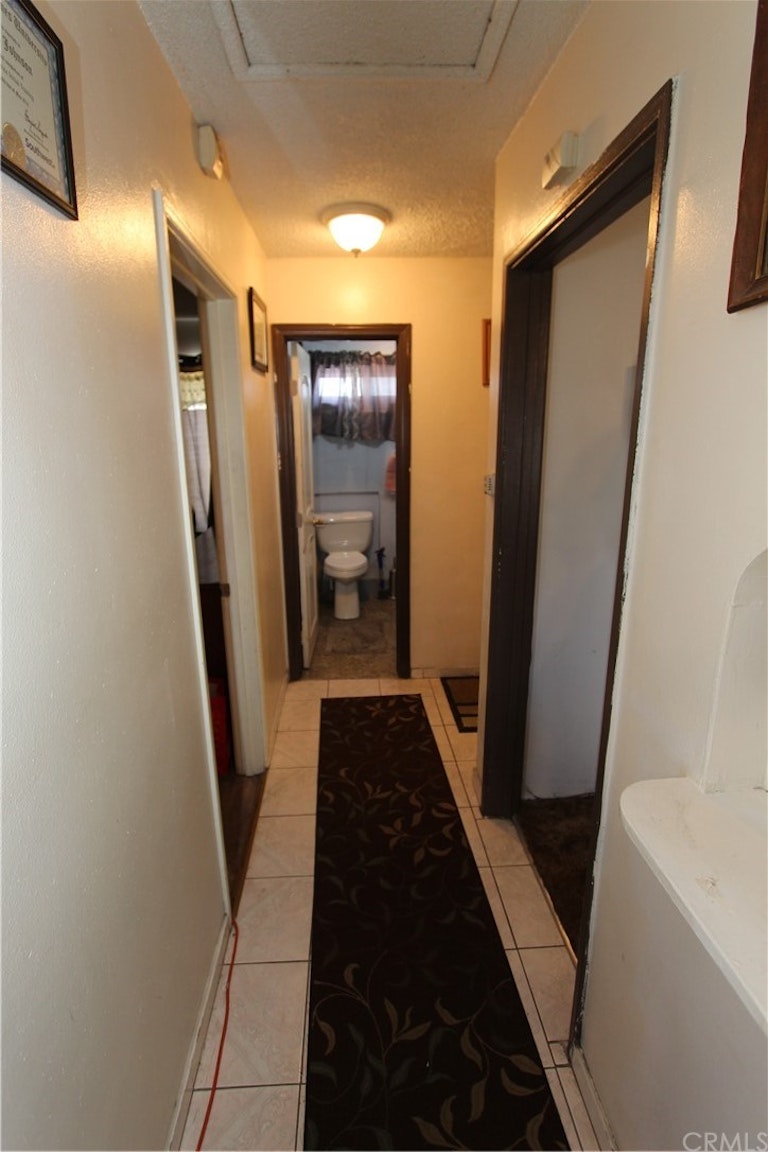 Photo 20 of 32 - 846 W Cedar St, Compton, CA 90220