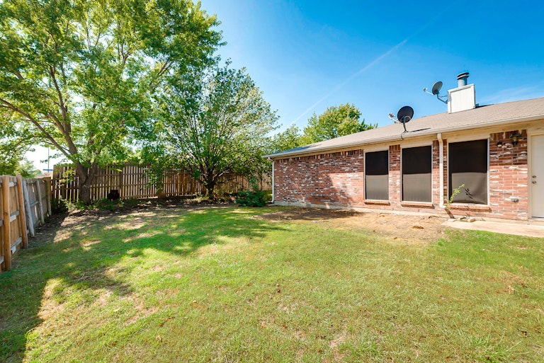 Photo 6 of 24 - 740 Port Richmond Way, Arlington, TX 76018